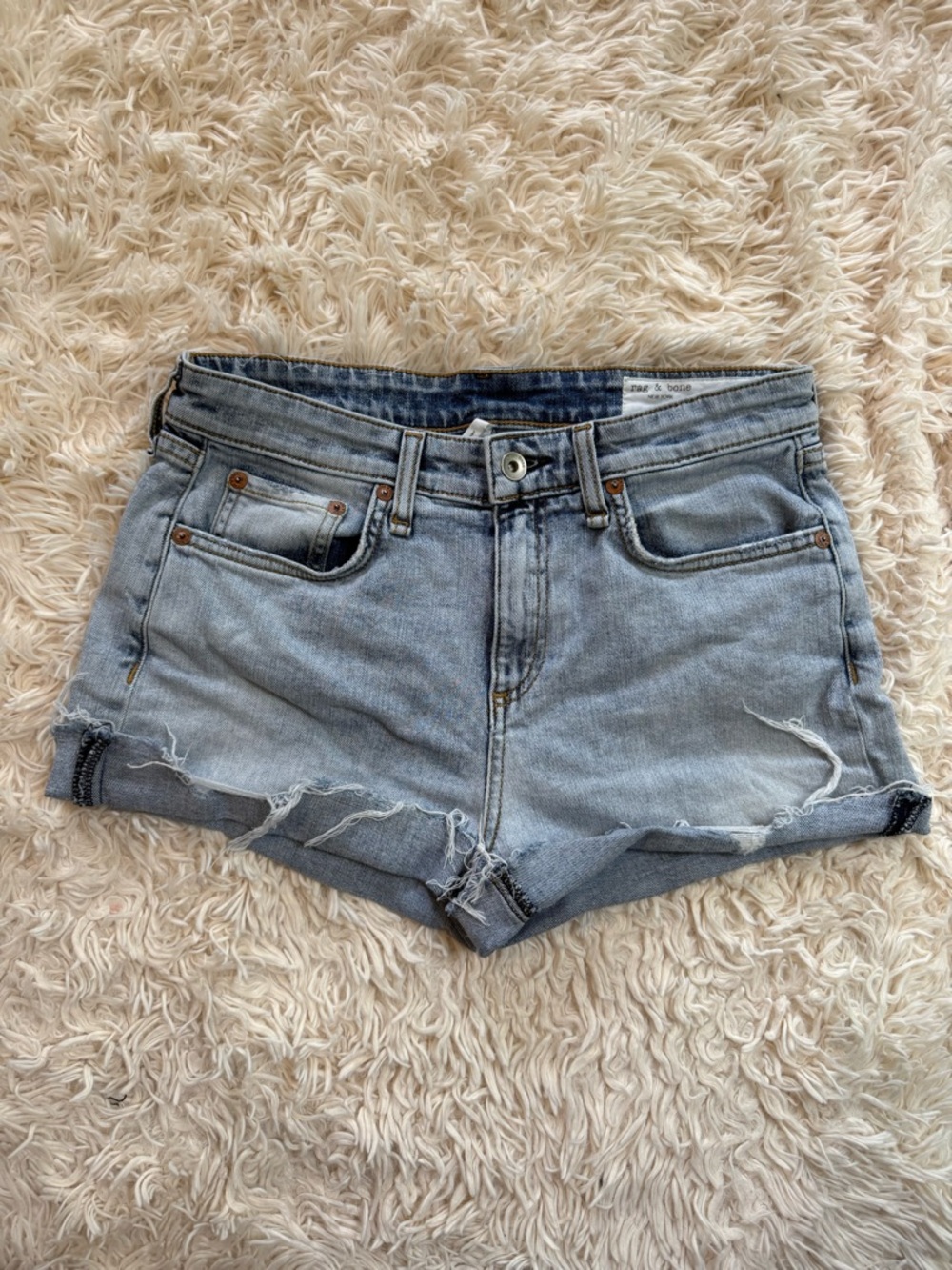 Rag & Bone Dre Low Rise Denim Shorts Light Wash Distressed Size 26 Raw Hem